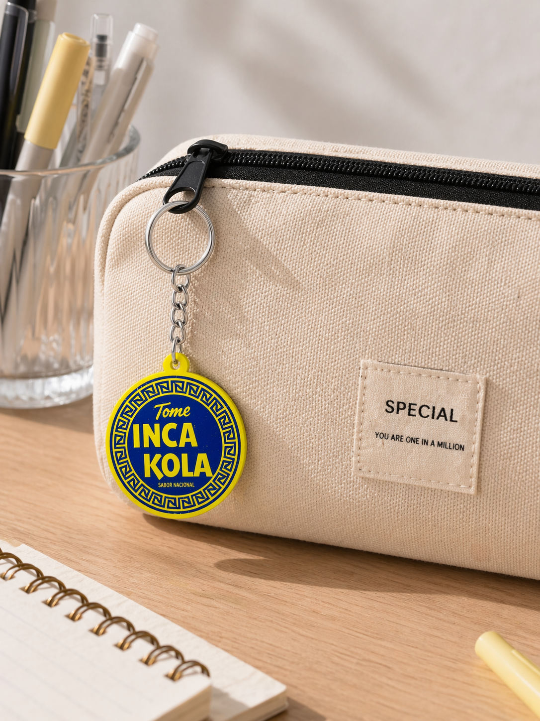 Llavero Inca Kola