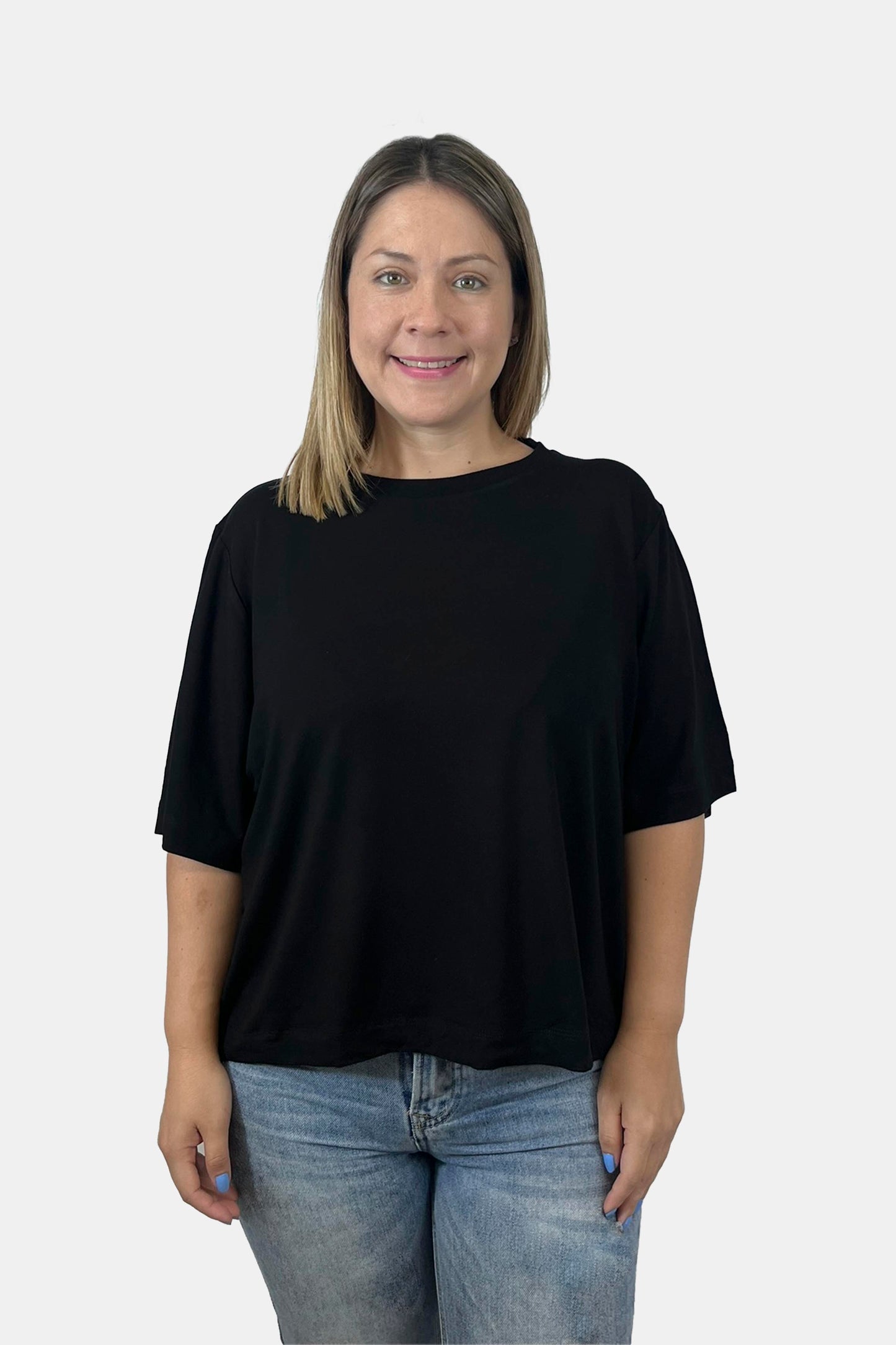 Crop Boxy fit Negro (8875098046717)