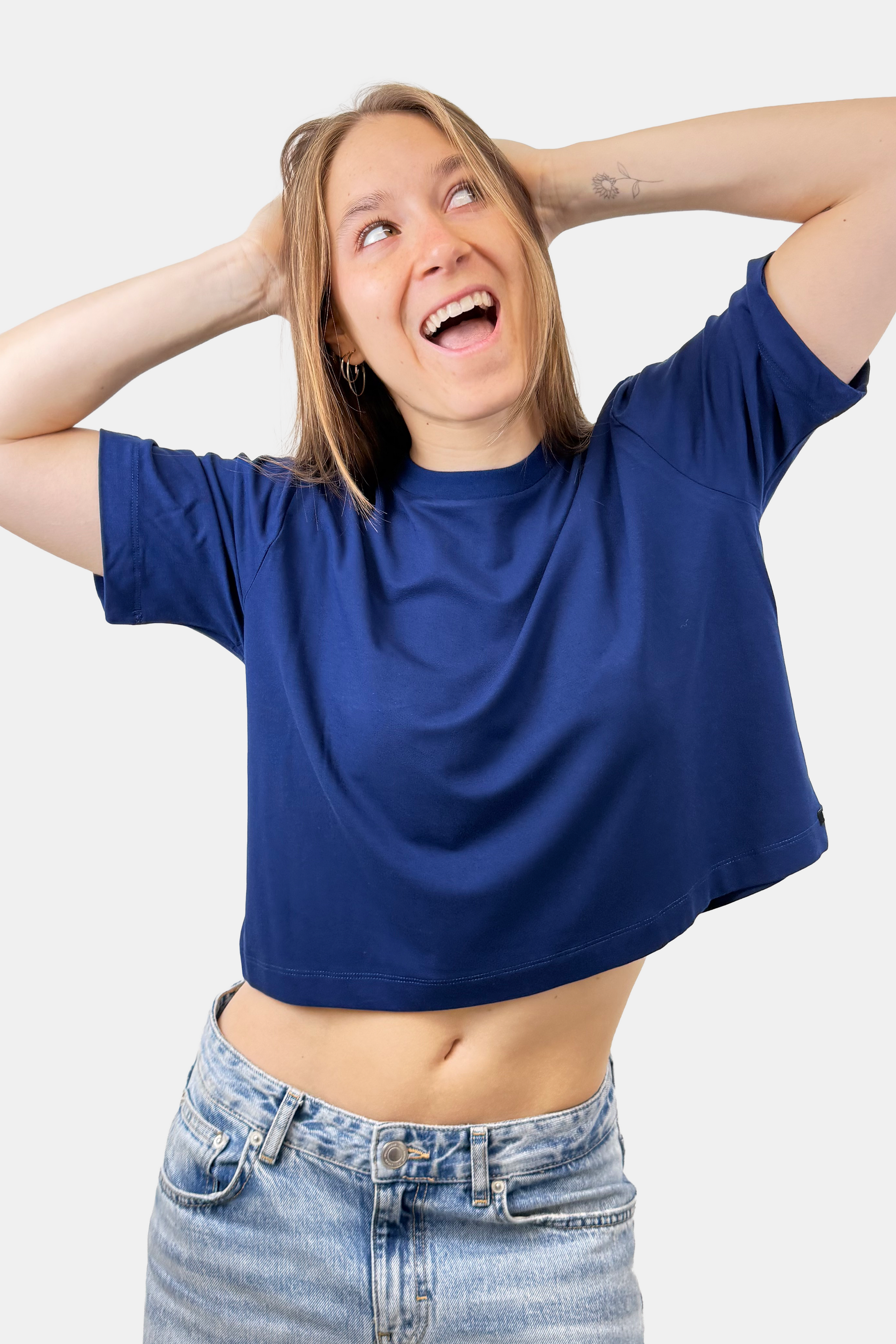 Crop Boxy fit azul (8875103486205)
