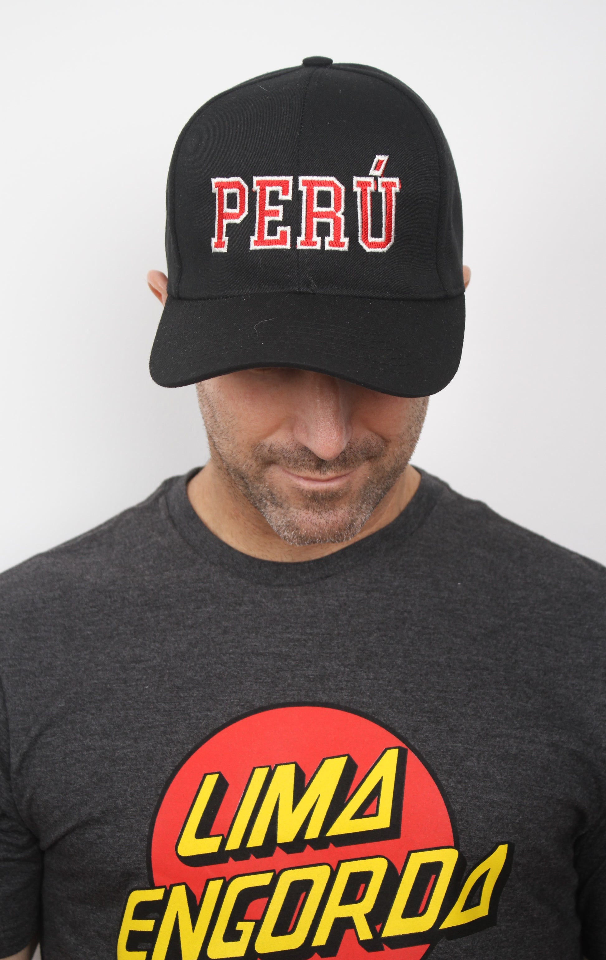 Gorro Perú_rojo_hueso (7602100633853)